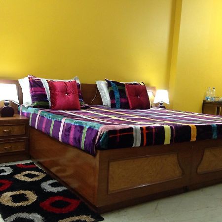 Parkash Bed And Breakfast New Delhi Bagian luar foto