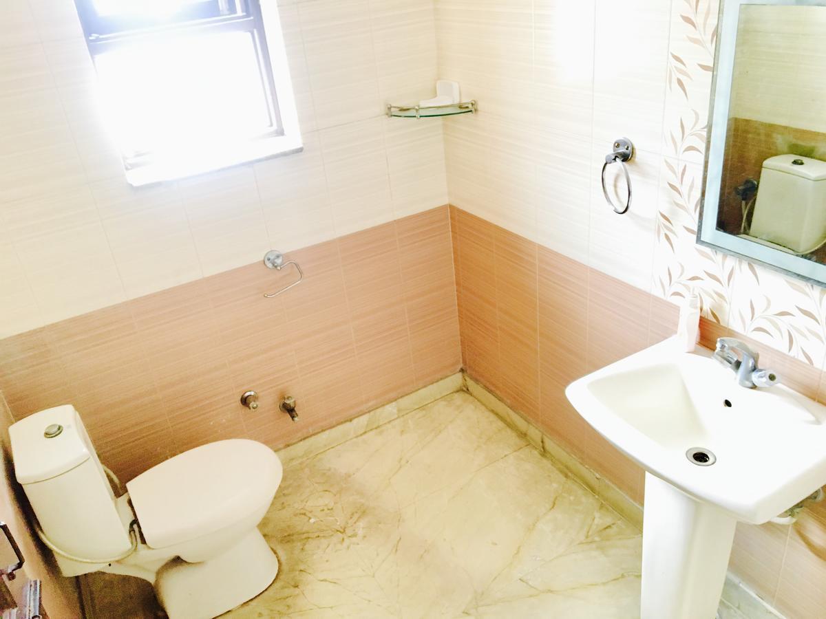 Parkash Bed And Breakfast New Delhi Bagian luar foto